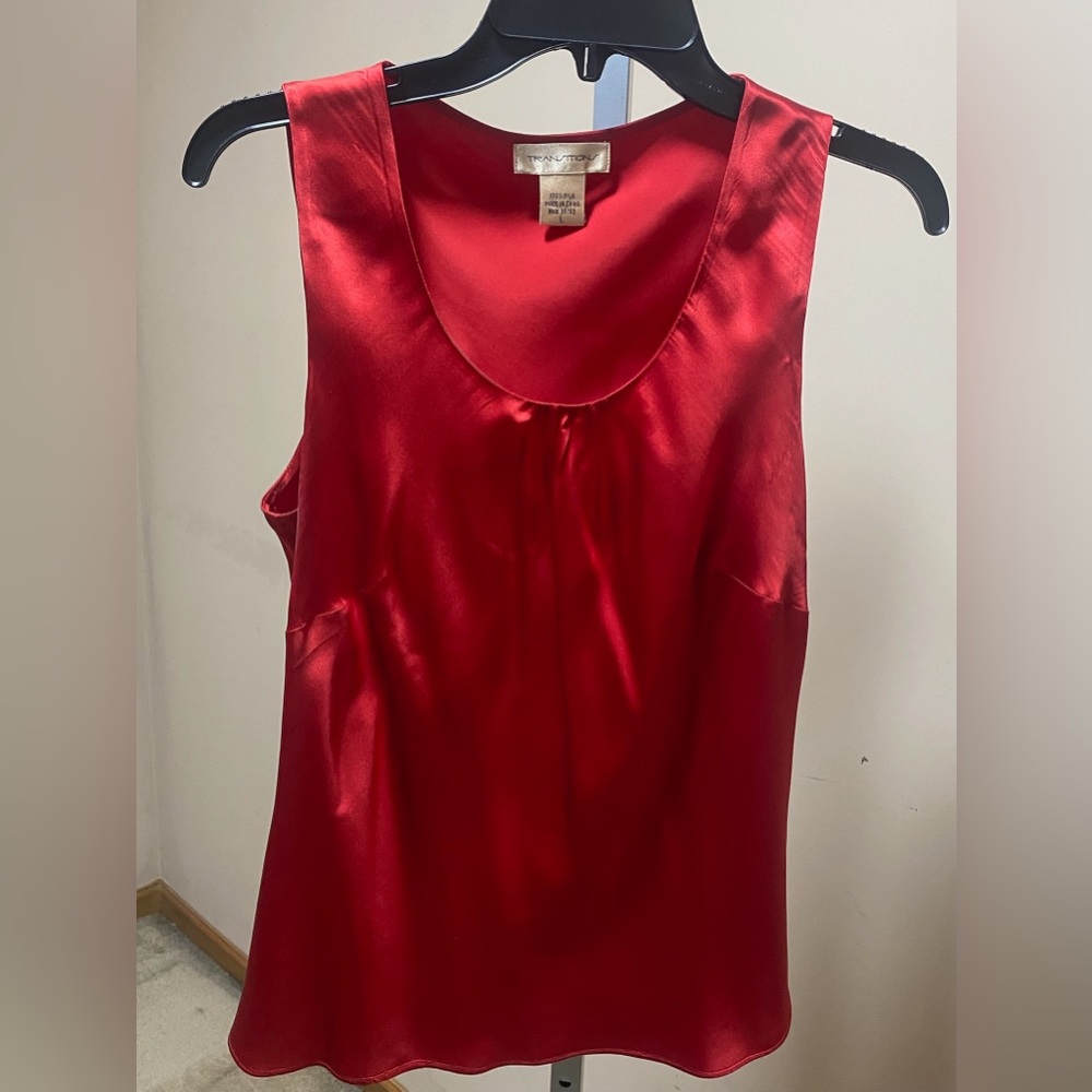 Transitions silk women’s tank size Large